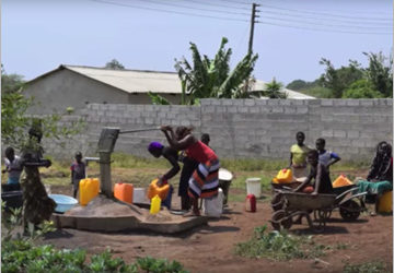 VisionZambia deliver water to zone 8